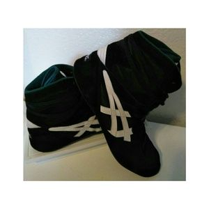 Men's Asics Wrestling Shoes